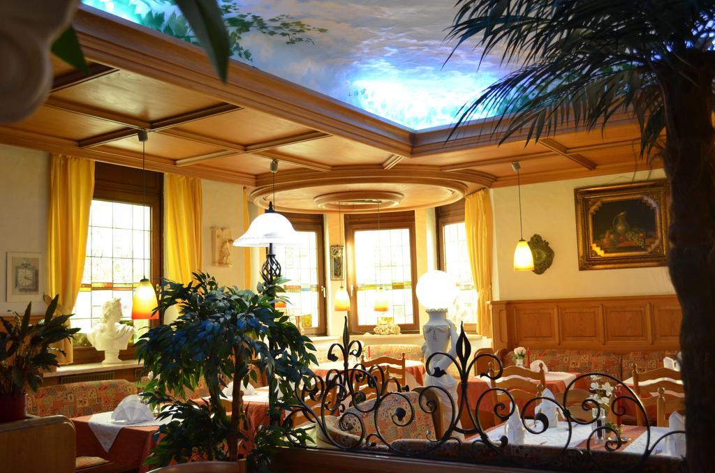 וילינגן-שוונינגן Hotel Royal מראה חיצוני תמונה